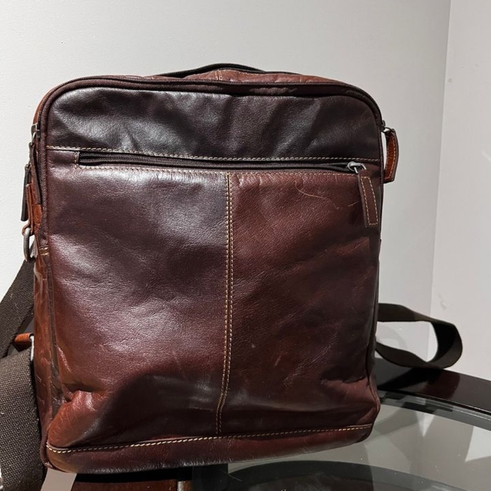 Jack George Voyager Convertible Crossbody/Backpack